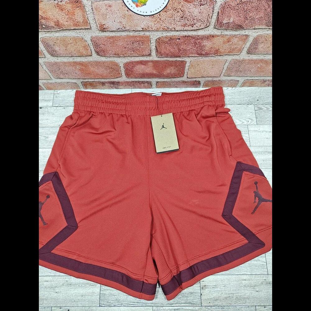 Nike Dri-FIT 6" Length Women's Medium Basketball Shorts Burnt Orange $50 NWT